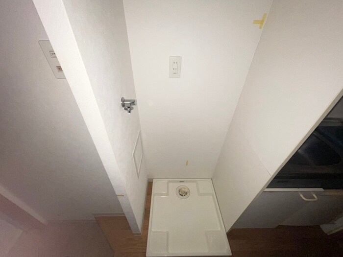物件内観写真19　(洗濯機置場)