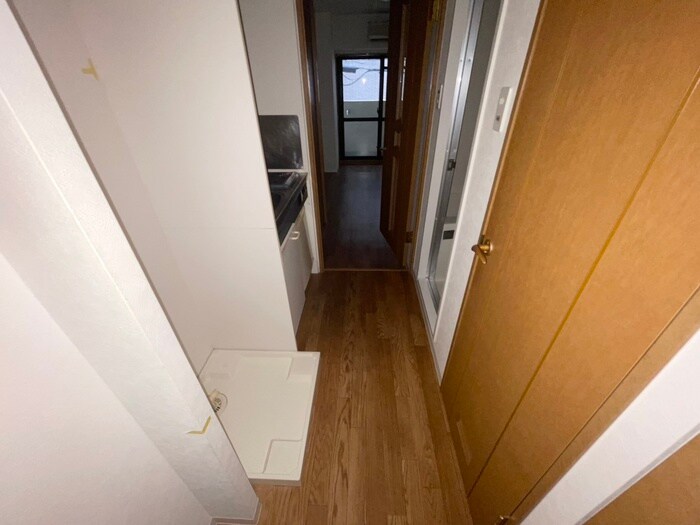 物件内観写真20　(廊下)