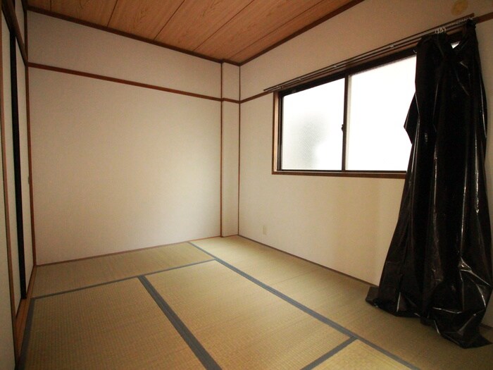 物件内観写真12　(居室)