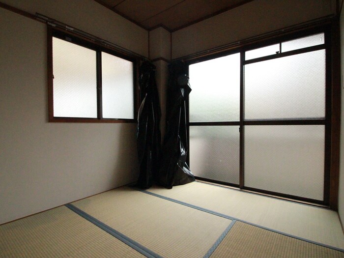 物件内観写真13　(居室)