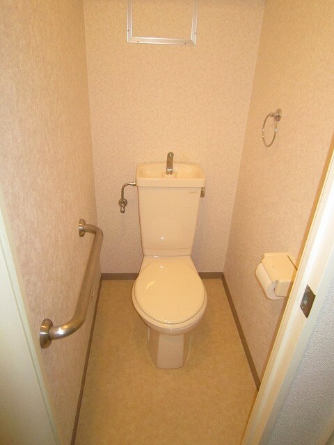 物件内観写真13　(トイレ)