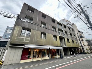 ア－バネックス三条外観写真