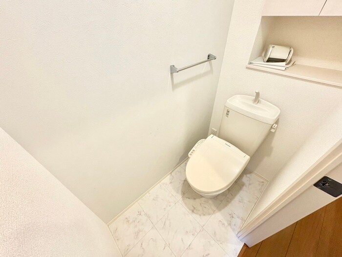 物件内観写真12　(トイレ)