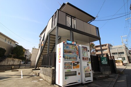 シティハウス逆瀬外観写真