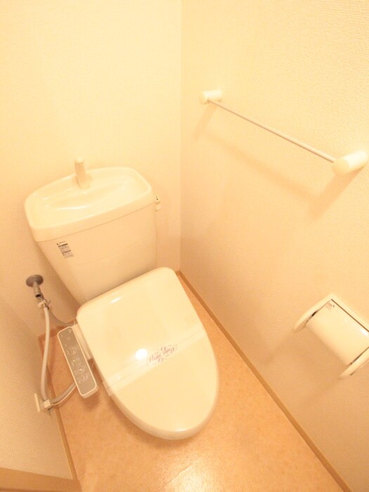 物件内観写真8　(トイレ)