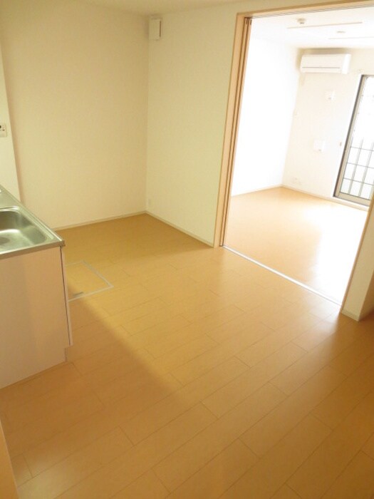 物件内観写真11　(居室)