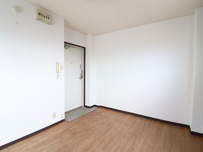 物件内観写真6　(居室)