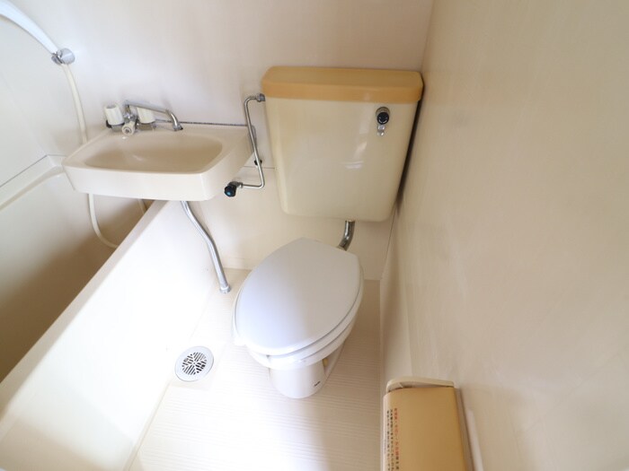 物件内観写真10　(トイレ)