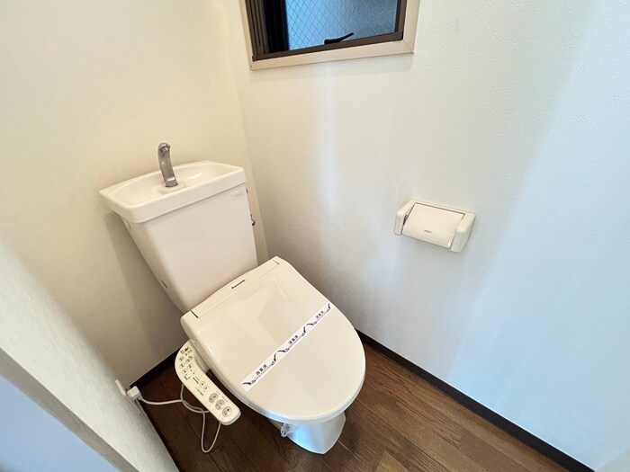 物件内観写真15　(トイレ)