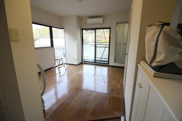 物件内観写真22　(廊下)