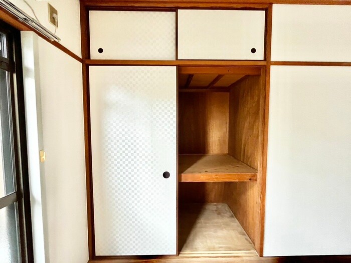 物件内観写真12　(収納)