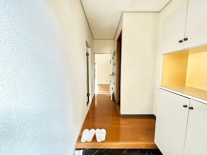 物件内観写真15　(廊下)