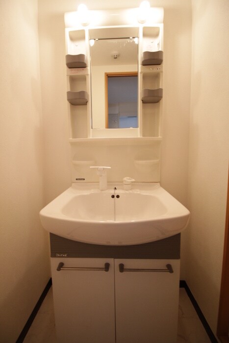 物件内観写真10　(洗面)