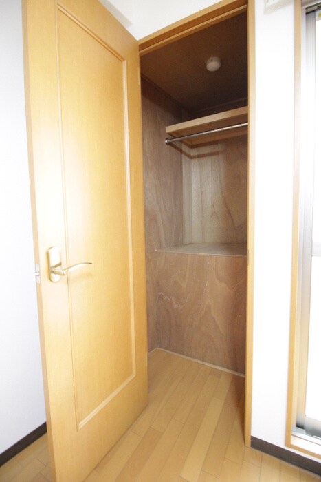 物件内観写真16　(収納)