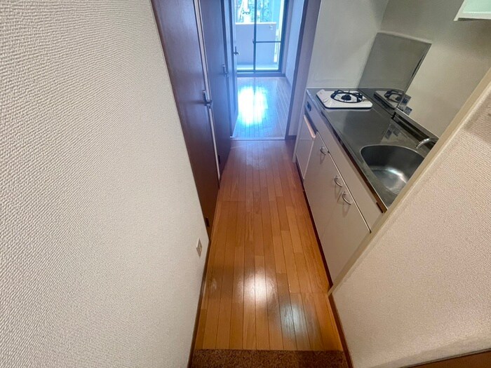 物件内観写真20　(廊下)