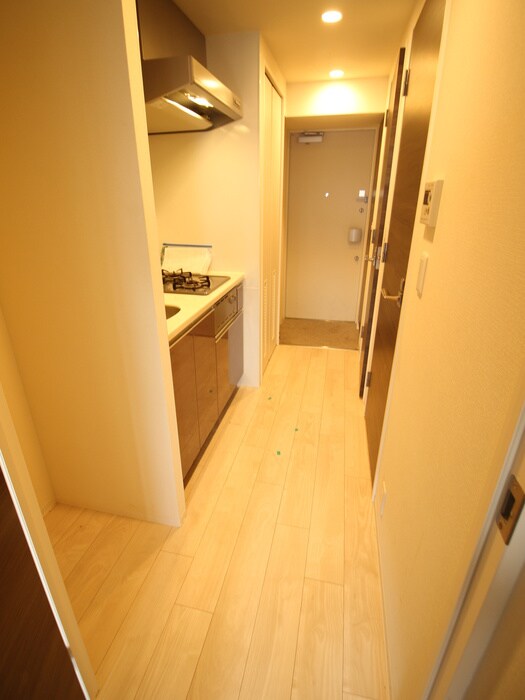 物件内観写真9　(廊下)