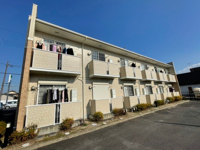 物件外観写真6　(外観写真)