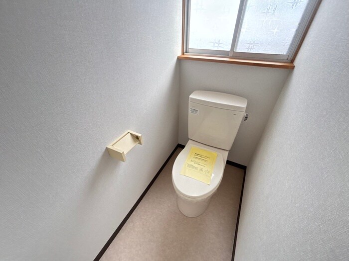 物件内観写真10　(トイレ)
