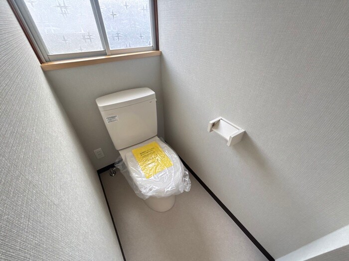 物件内観写真10　(トイレ)