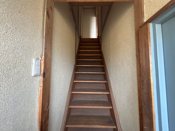 物件内観写真19　(廊下)