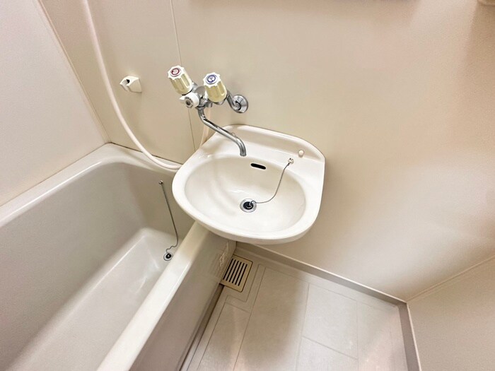 物件内観写真14　(洗面)