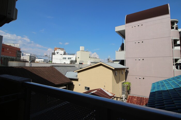 物件内観写真16　(室内からの展望)