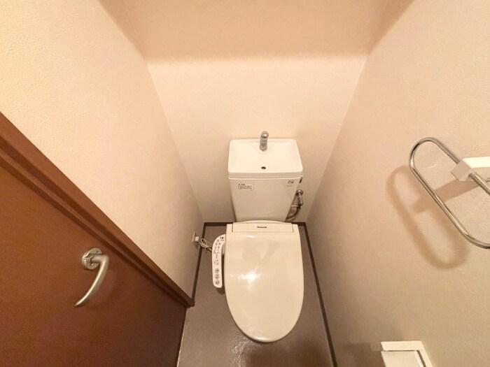 物件内観写真12　(トイレ)