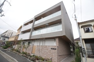 シャーメゾン大町外観写真