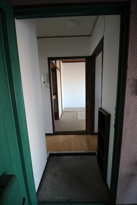 物件内観写真15　(玄関)