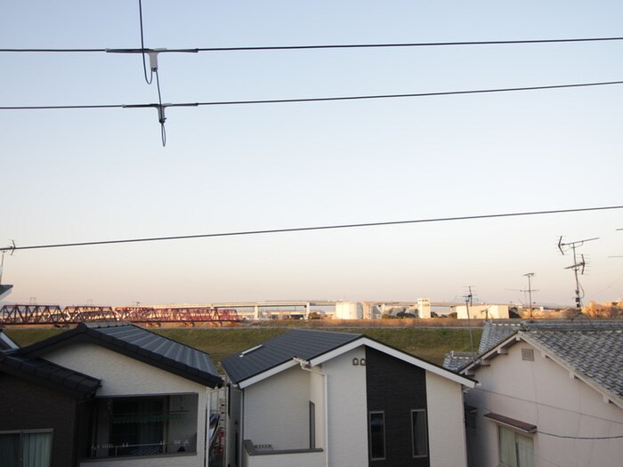 物件内観写真18　(室内からの展望)