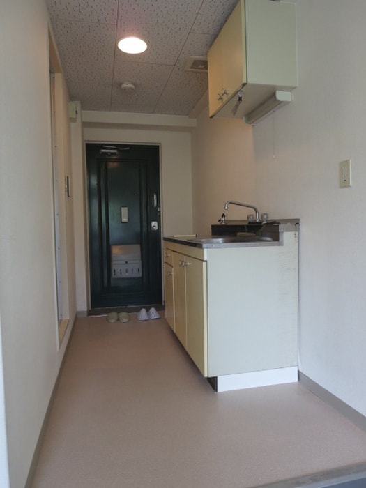 物件内観写真12　(廊下)