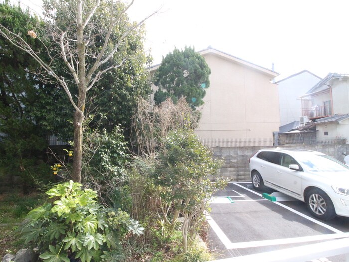 物件内観写真15　(室内からの展望)