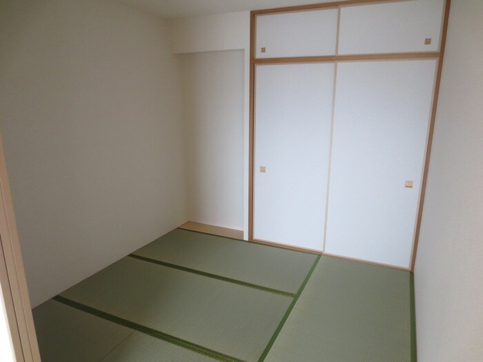 物件内観写真10　(居室)