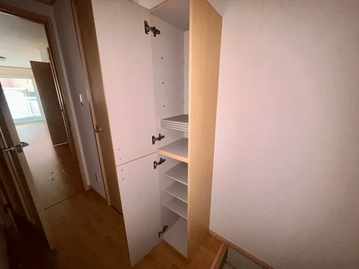 物件内観写真8　(靴箱)