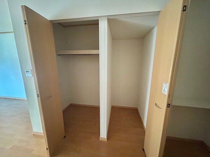 物件内観写真13　(収納)