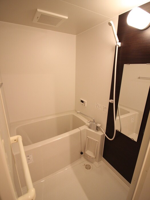 物件内観写真8　(バス／シャワールーム等)
