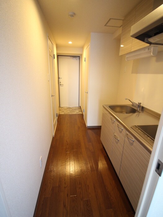 物件内観写真11　(廊下)