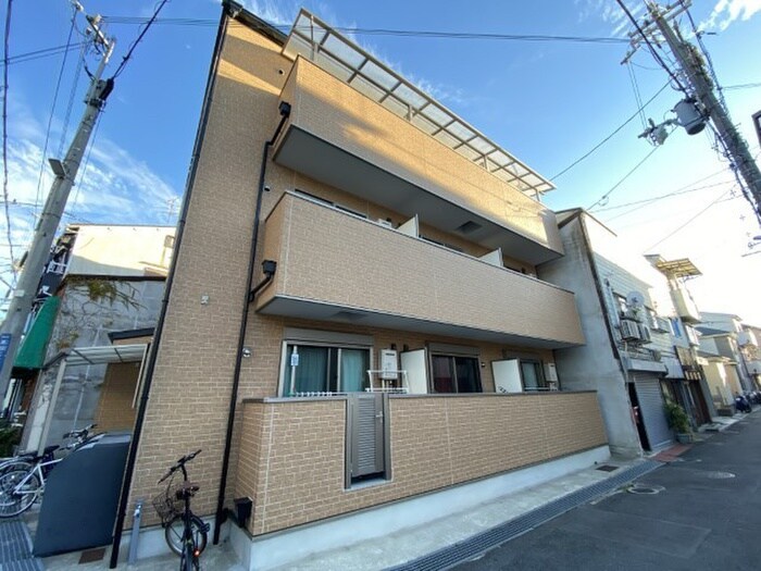 物件外観写真1　(外観写真)