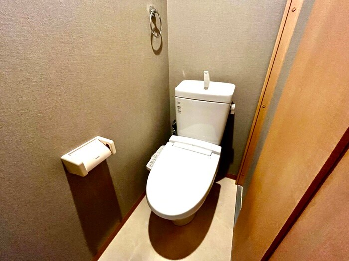 物件内観写真13　(トイレ)