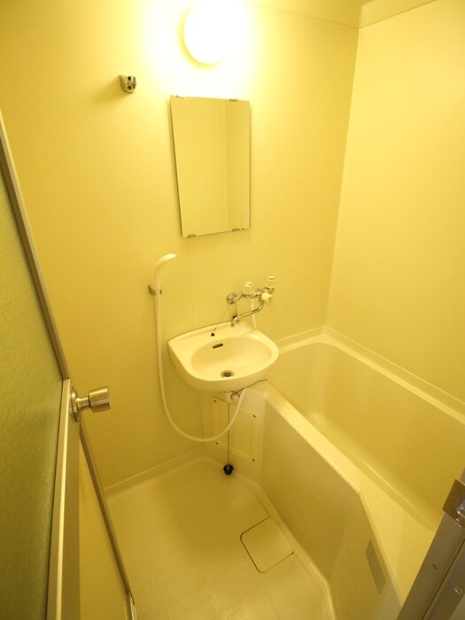 物件内観写真10　(バス／シャワールーム等)