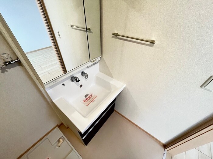 物件内観写真10　(洗面)