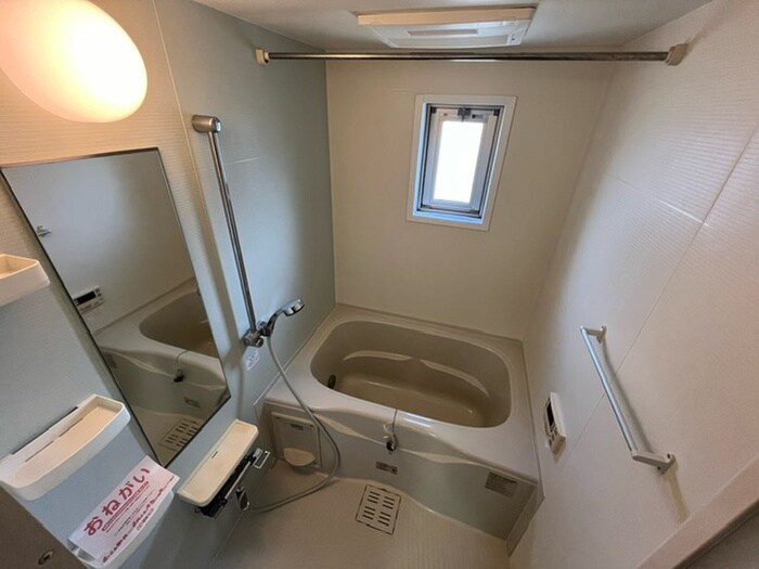 物件内観写真12　(バス／シャワールーム等)