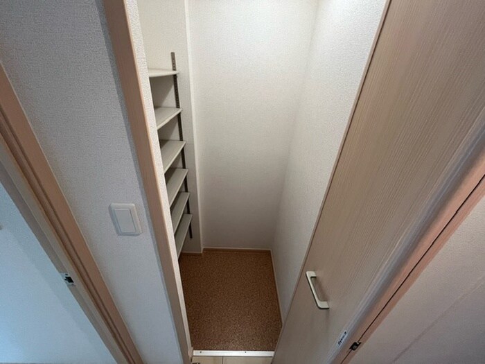 物件内観写真20　(靴箱)