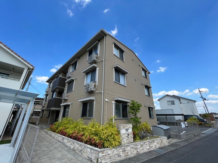 物件外観写真6　(外観写真)