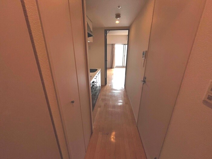 物件内観写真19　(廊下)