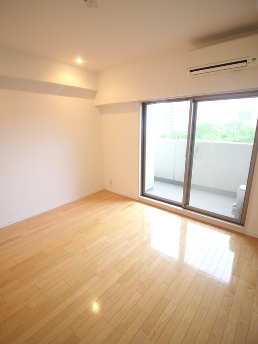 物件内観写真19　(居室)