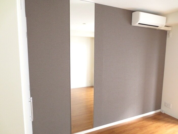 物件内観写真12　(居室)