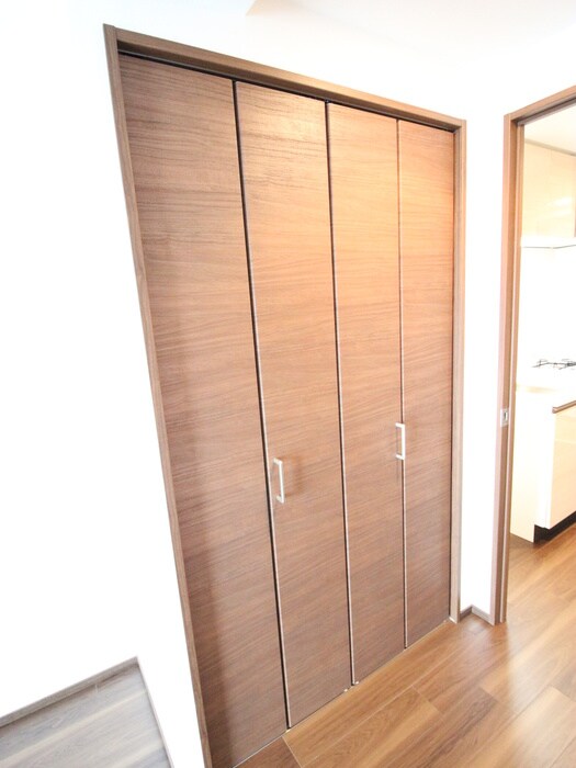 物件内観写真11　(収納)