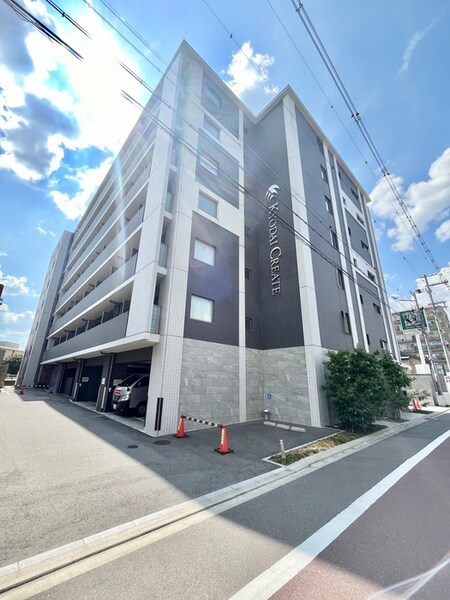 ｸﾘｽﾀﾙｸﾞﾗﾝﾂ京都西大路(303)外観写真