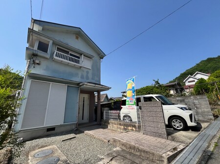 平通貸家外観写真